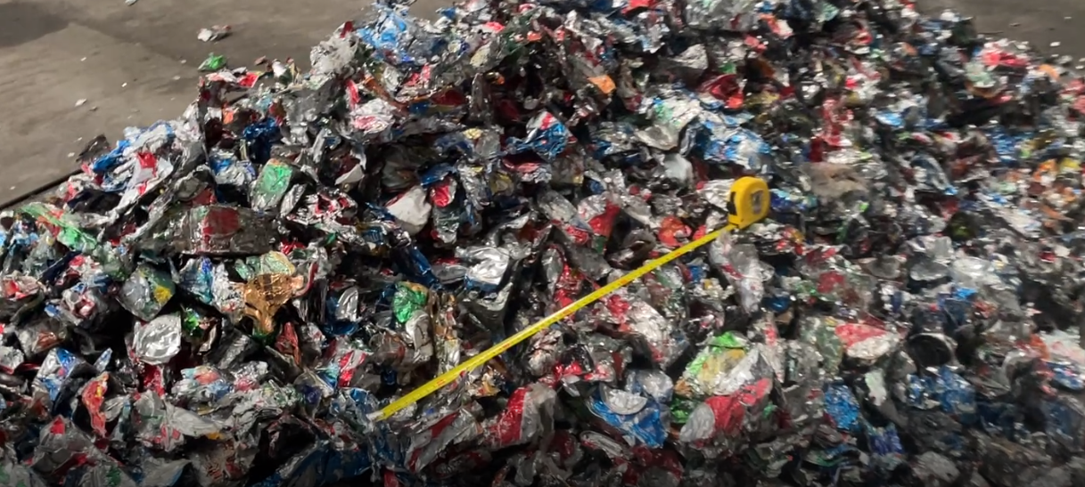 廢舊電容處理新招！如何通過易拉罐脫漆爐提升回收效率？河南西德機(jī)械設(shè)備